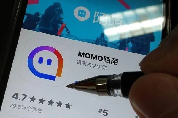 靠收购探探俘获“芳心”，陌陌能走出增长期瓶颈吗？